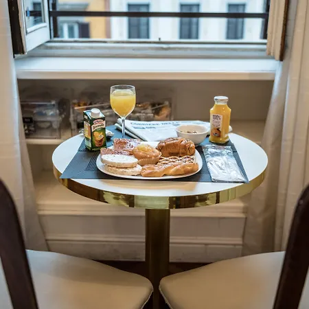 Navona بيت ضيافة روما