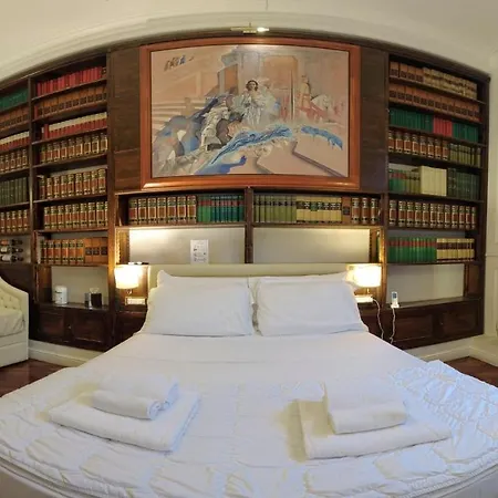 Navona Central Guest house 3*