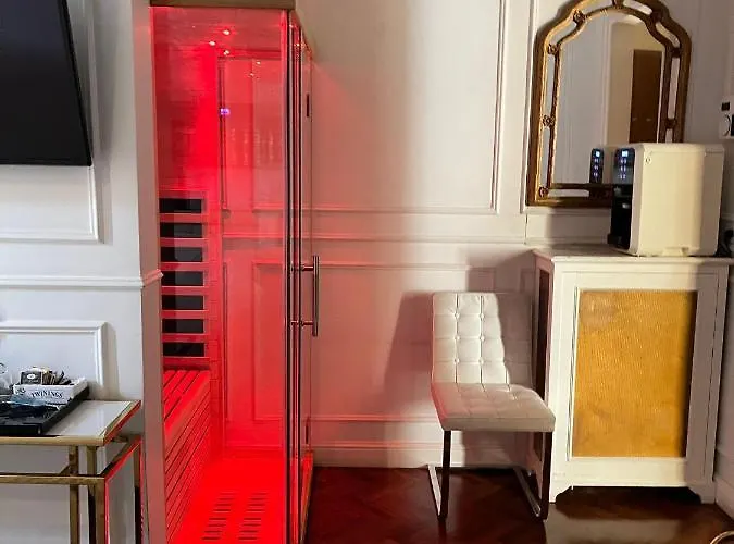 Navona Central Guest house