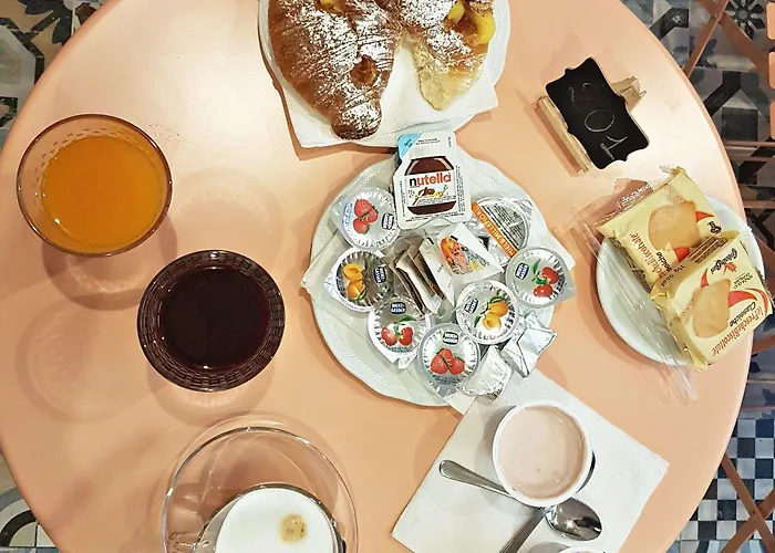 Navona Central Guest house 4*