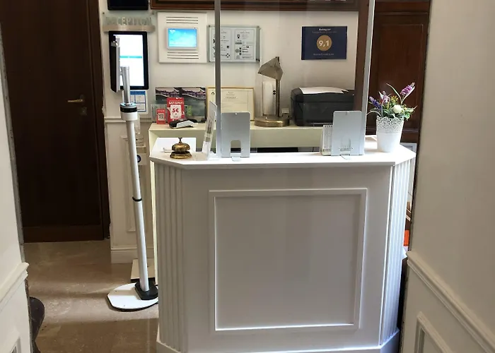 Navona Central Guest house 4*