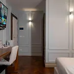 Navona Central Guest house