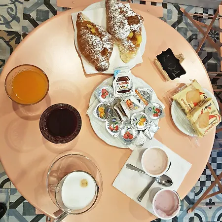 Navona Гостевой дом 4*