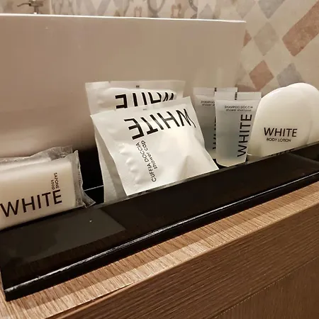 纳沃纳中央套房酒店 4* 罗马