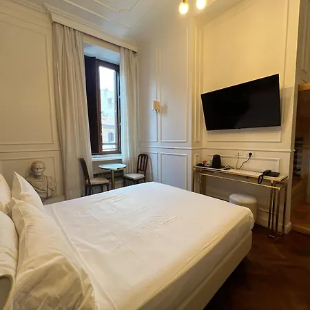 Navona Central Guest house 3*